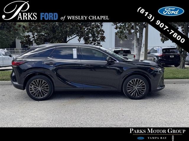Photo of 2023 Black Lexus RX 350