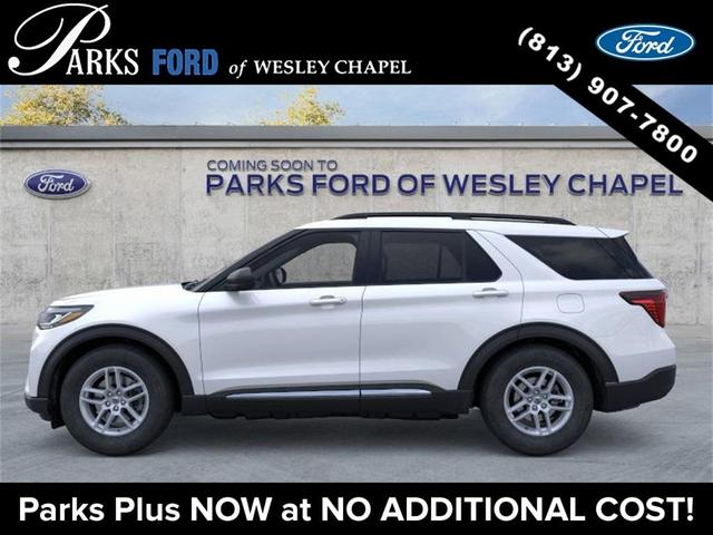 Photo of 2025 Space White Metallic Ford Explorer