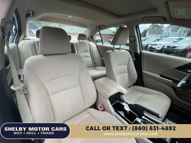 Photo of 2016 White Orchid Pearl Honda Accord