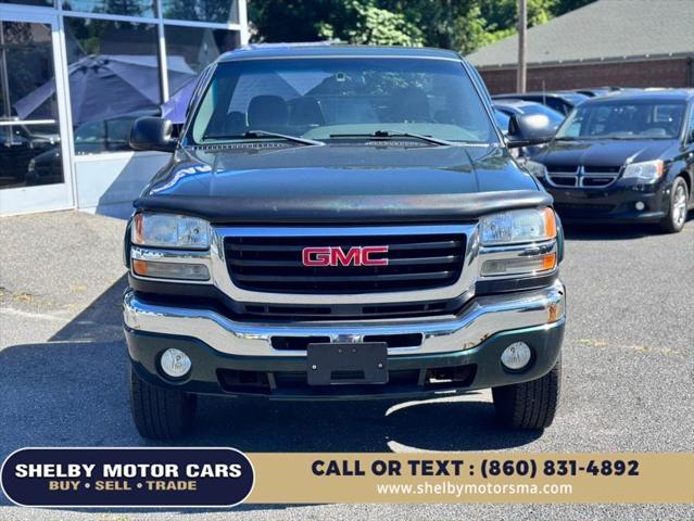 Photo of 2004 Green GMC Sierra 2500
