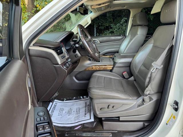 Photo of 2015 White Diamond Tricoat GMC Yukon XL