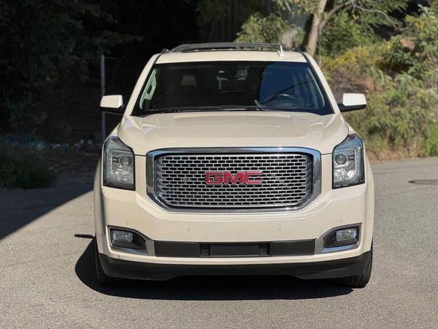 Photo of 2015 White Diamond Tricoat GMC Yukon XL