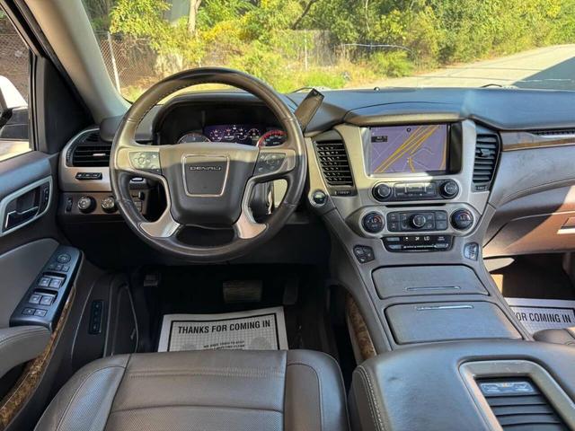 Photo of 2015 White Diamond Tricoat GMC Yukon XL
