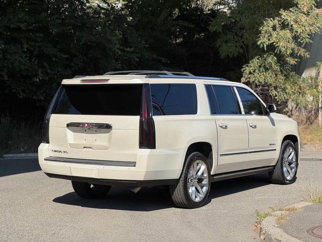Photo of 2015 White Diamond Tricoat GMC Yukon XL