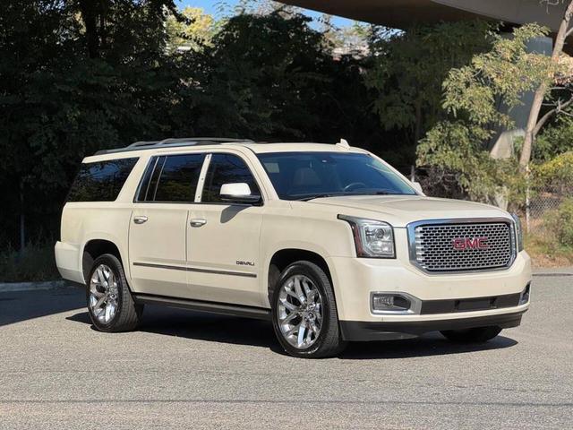 Photo of 2015 White Diamond Tricoat GMC Yukon XL
