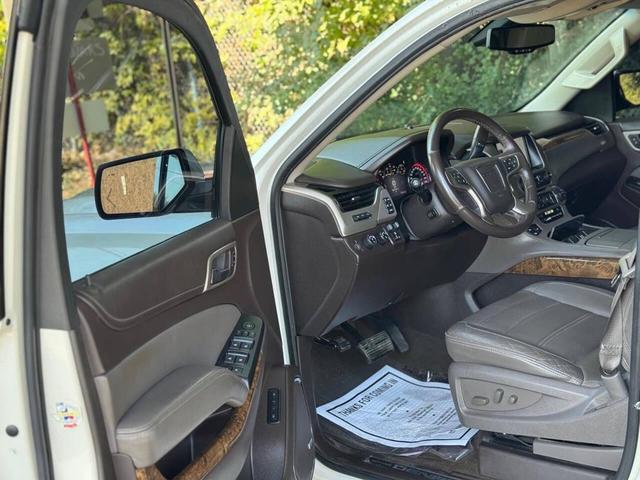 Photo of 2015 White Diamond Tricoat GMC Yukon XL