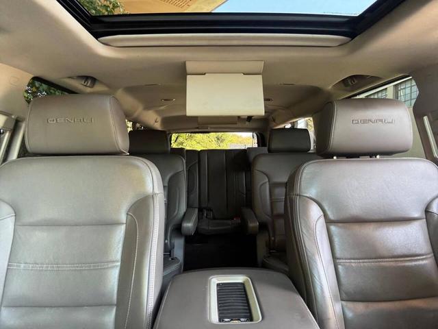 Photo of 2015 White Diamond Tricoat GMC Yukon XL