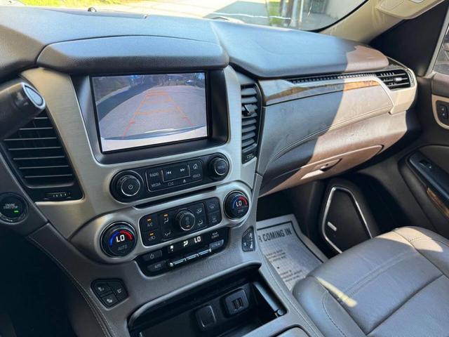 Photo of 2015 White Diamond Tricoat GMC Yukon XL