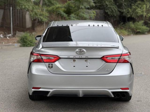 Photo of 2018 Celestial Silver Metallic Toyota Camry