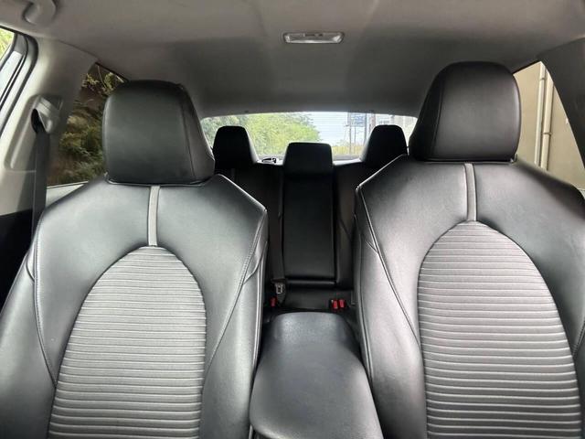 Photo of 2018 Celestial Silver Metallic Toyota Camry