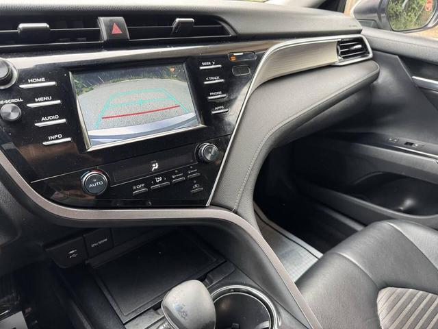 Photo of 2018 Celestial Silver Metallic Toyota Camry