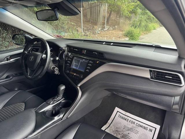 Photo of 2018 Celestial Silver Metallic Toyota Camry