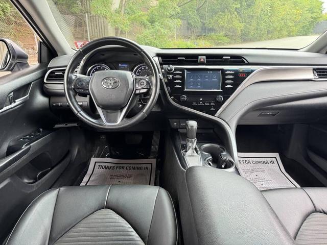 Photo of 2018 Celestial Silver Metallic Toyota Camry