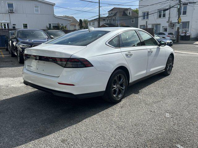 Photo of 2023 Platinum White Pearl Honda Accord