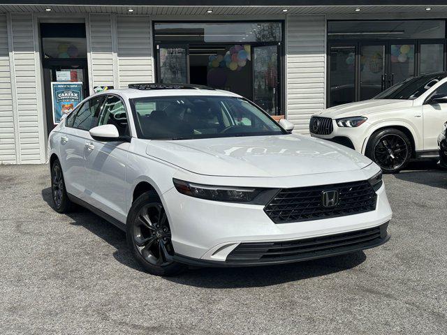 Photo of 2023 Platinum White Pearl Honda Accord