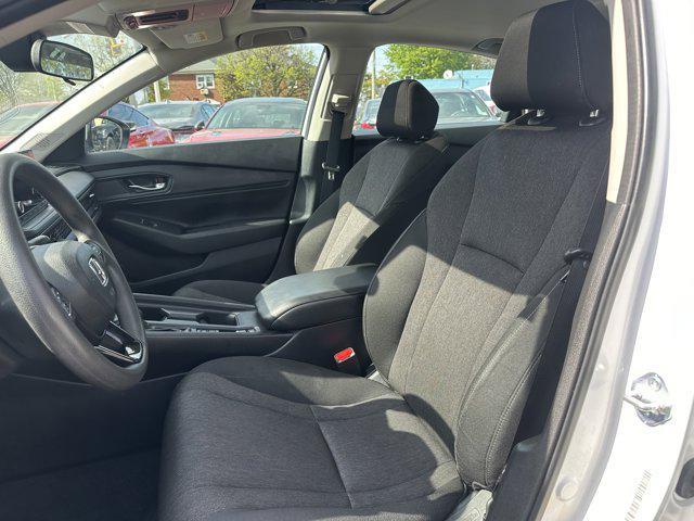 Photo of 2023 Platinum White Pearl Honda Accord
