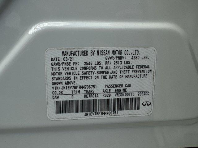 Photo of 2021 Pure White INFINITI Q50