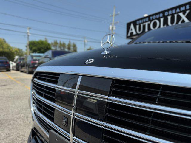 Photo of 2022 Onyx Black Mercedes-Benz S-Class