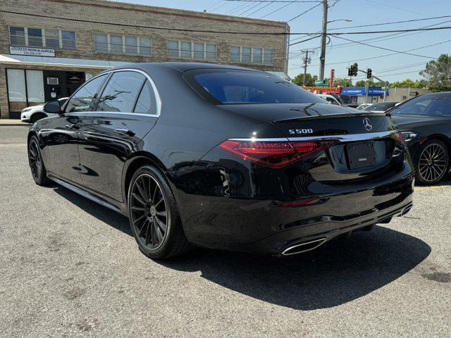 Photo of 2022 Onyx Black Mercedes-Benz S-Class