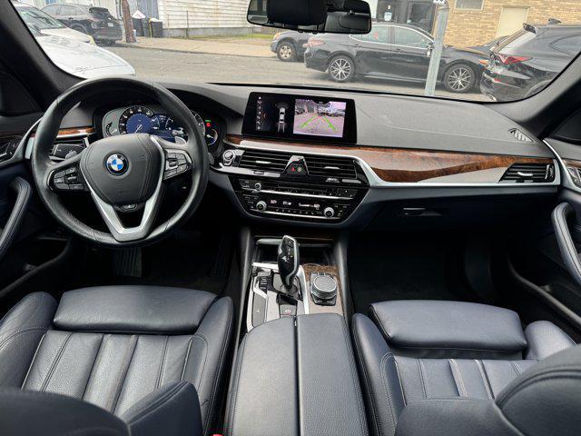 Photo of 2019 Bluestone Metallic BMW 530