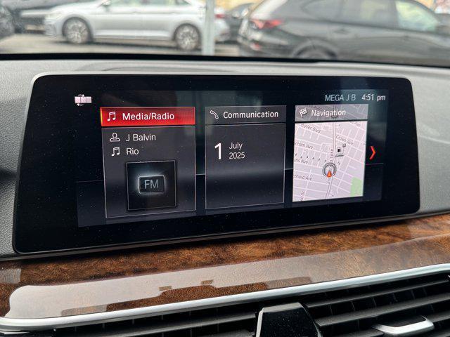 Photo of 2019 Bluestone Metallic BMW 530