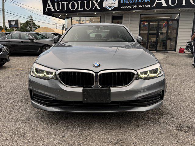 Photo of 2019 Bluestone Metallic BMW 530