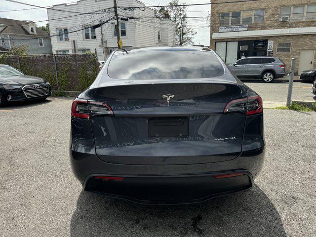 Photo of 2021 Midnight Silver Metallic Tesla Model Y