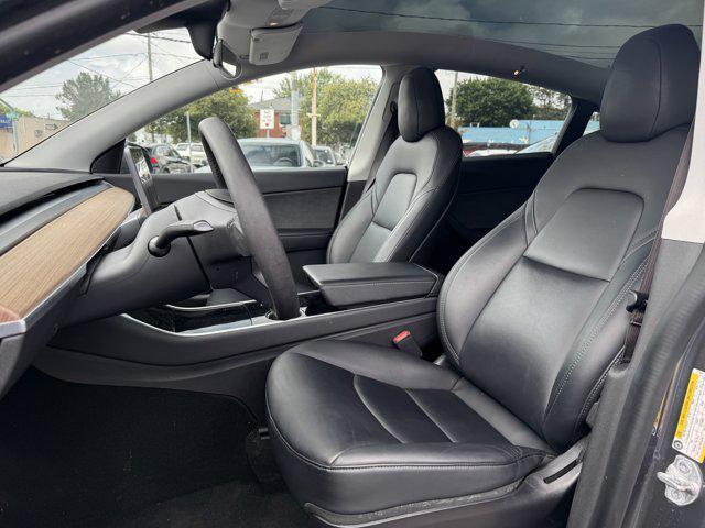 Photo of 2021 Midnight Silver Metallic Tesla Model Y