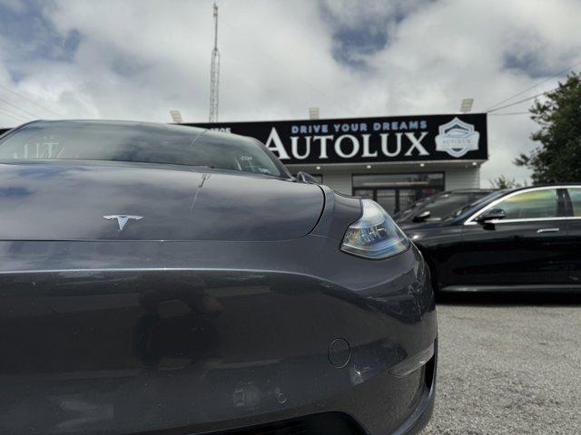 Photo of 2021 Midnight Silver Metallic Tesla Model Y