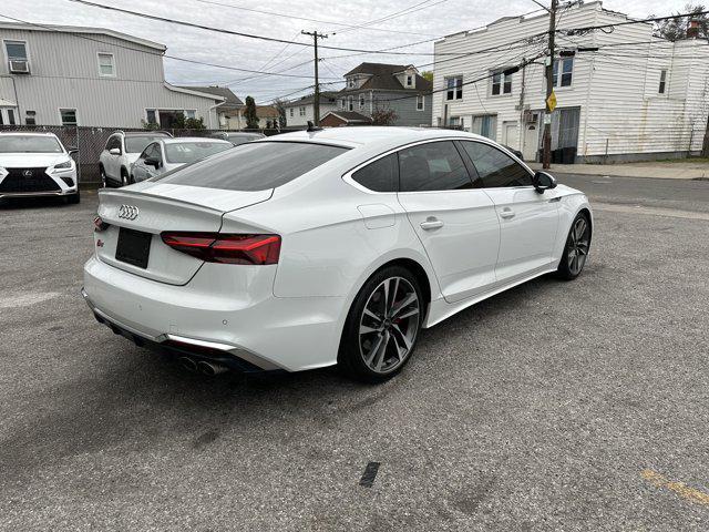 Photo of 2022 Glacier White Metallic Audi S5
