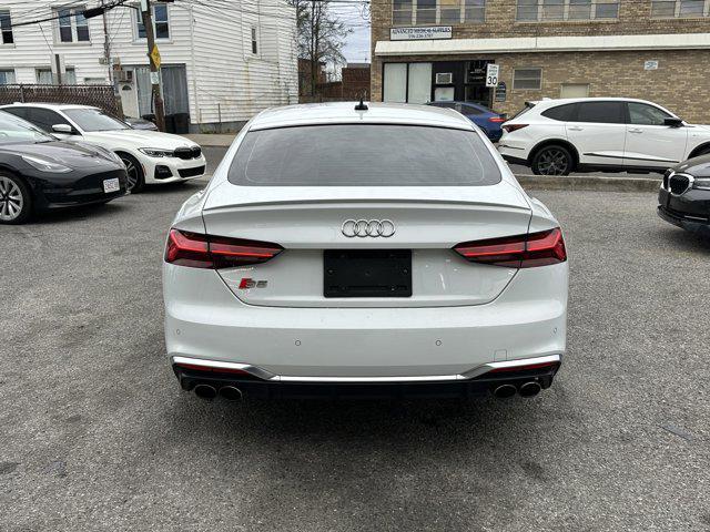 Photo of 2022 Glacier White Metallic Audi S5