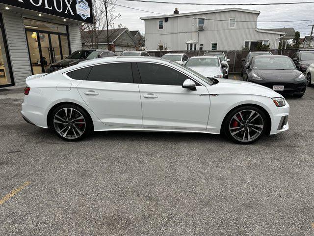 Photo of 2022 Glacier White Metallic Audi S5