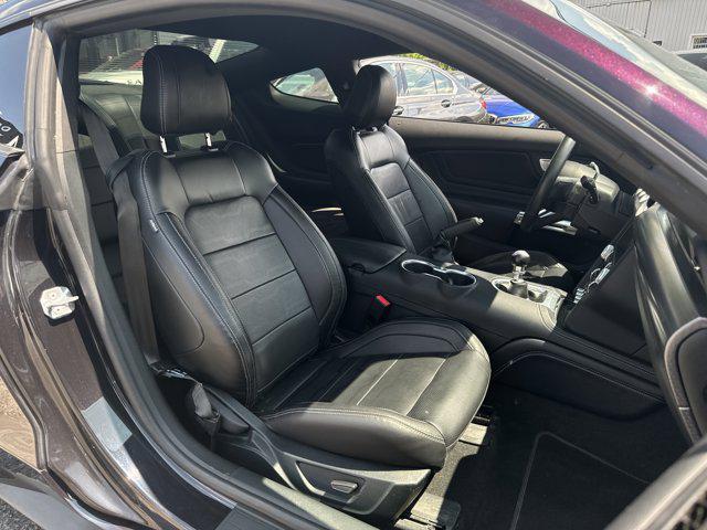 Photo of 2022 Mischievous Purple Metallic Ford Mustang