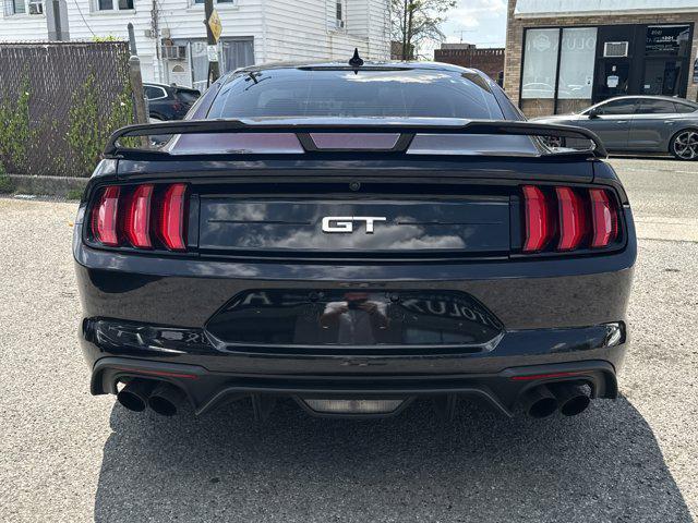 Photo of 2022 Mischievous Purple Metallic Ford Mustang