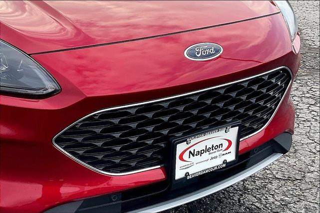Photo of 2021 Rapid Red Metallic Tinted Clearcoat Ford Escape