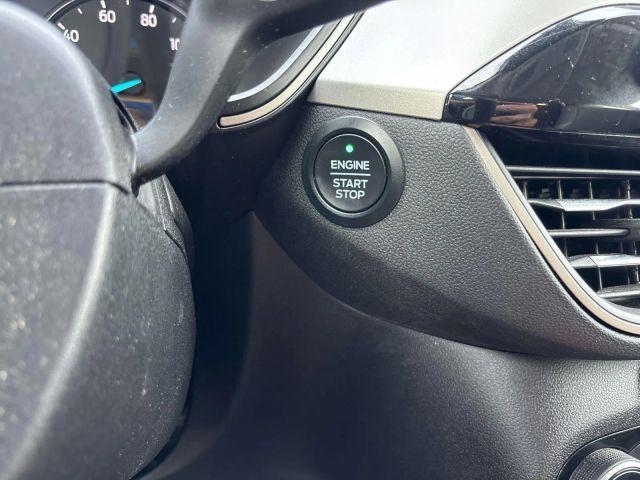 Photo of 2021 Oxford White Ford Escape