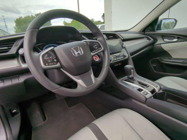 Photo of 2016 Modern Steel Metallic Honda Civic