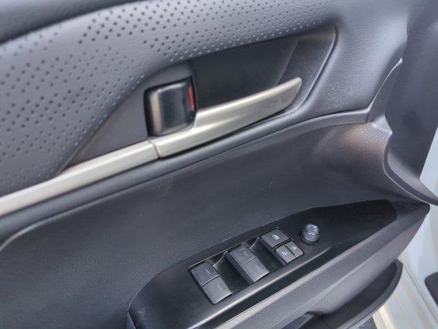 Photo of 2025 White Toyota Camry