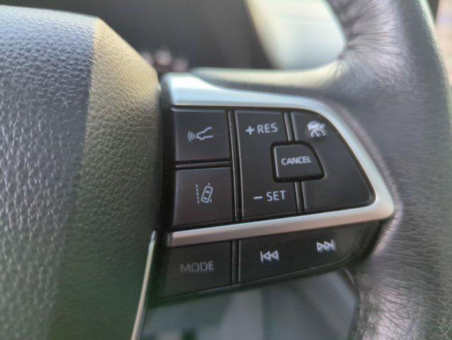 Photo of 2022 Celestial Silver Metallic Toyota Sienna