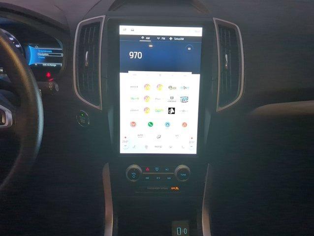 Photo of 2024 Agate Black Metallic Ford Edge