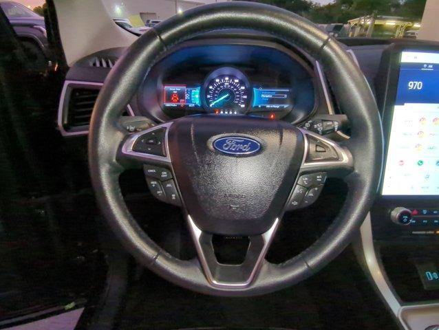 Photo of 2024 Agate Black Metallic Ford Edge