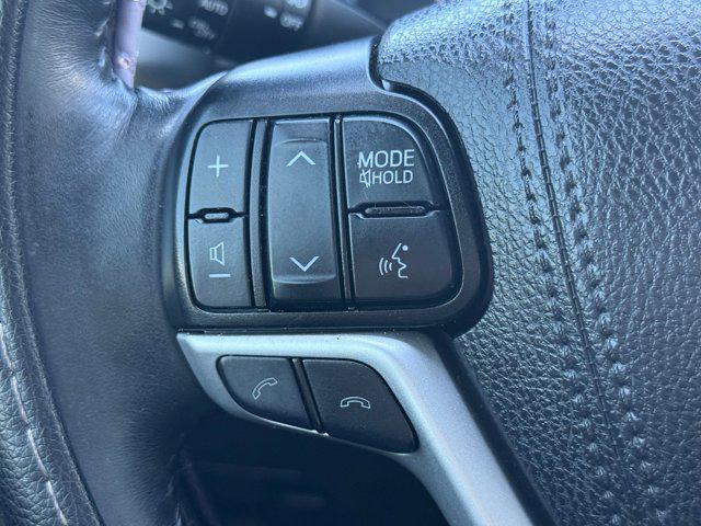 Photo of 2019 Predawn Gray Mica Toyota Highlander