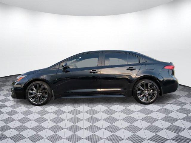 Photo of 2025 Black Toyota Corolla