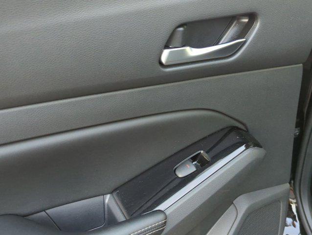 Photo of 2023 Super Black Nissan Altima