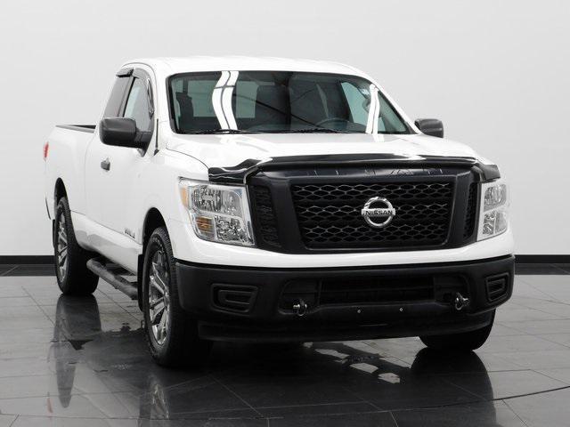 2017 Nissan Titan