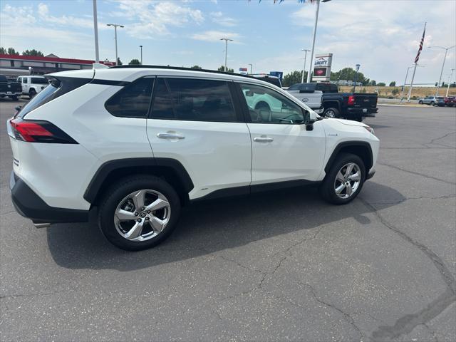 Photo of 2021 Blizzard Pearl Toyota RAV4 Hybrid