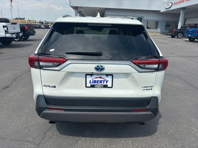 Photo of 2021 Blizzard Pearl Toyota RAV4 Hybrid