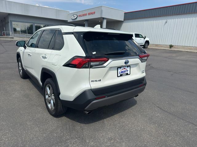 Photo of 2021 Blizzard Pearl Toyota RAV4 Hybrid
