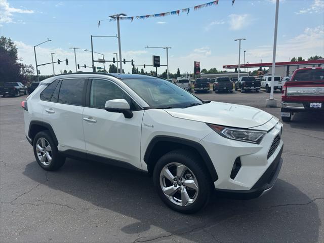 Photo of 2021 Blizzard Pearl Toyota RAV4 Hybrid