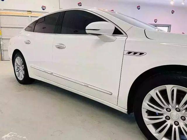 Photo of 2018 White Buick LaCrosse